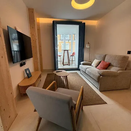 Atuaire Centrico Balcones Con Vistas Al Camino De Santiago Apartamento Burgo