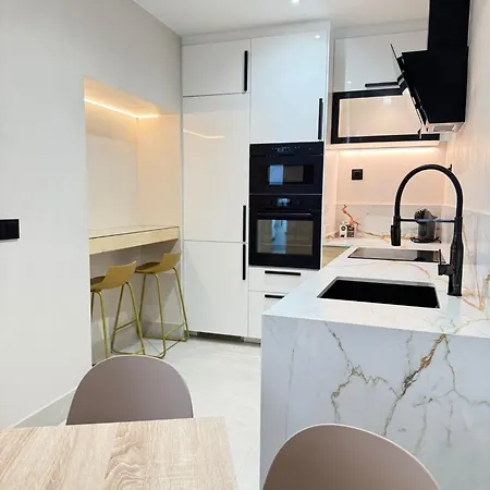 Atuaire Centrico Balcones Con Vistas Al Camino De Santiago * Burgo